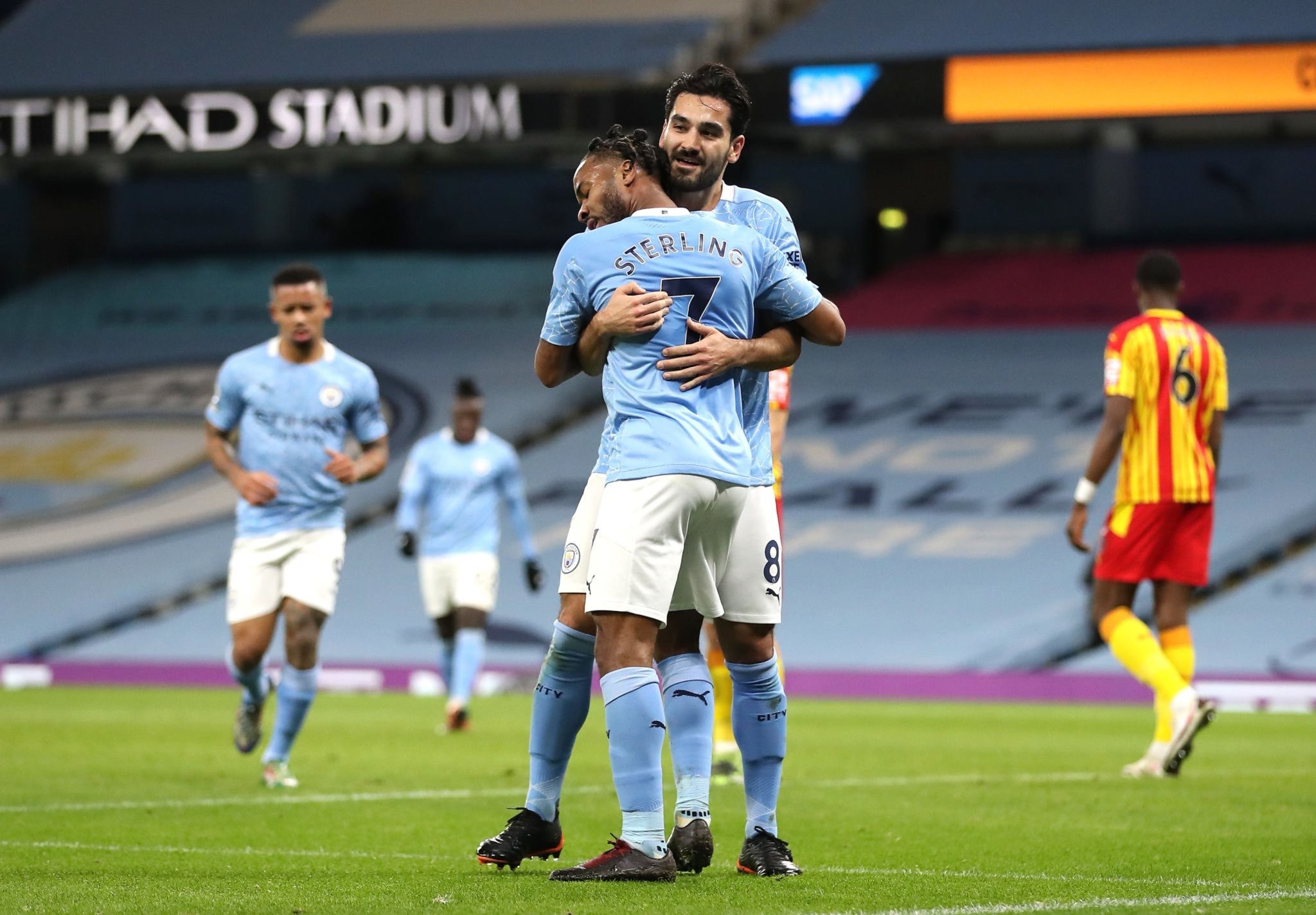 还体现出对 还体现出对